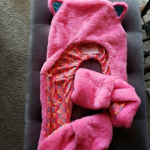 Juicy couture winter hat 3 in 1 hat scarf mittens